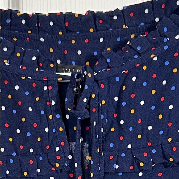 Adorable Talbots Petite medium navy polka dot blouse, small ruffles, flowy - Picture 3 of 9